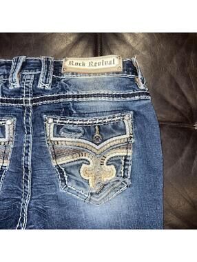 Distressed Rock Revival Mid-Rise Skinny Jeans REINA Women’s 28 Inseam 29“